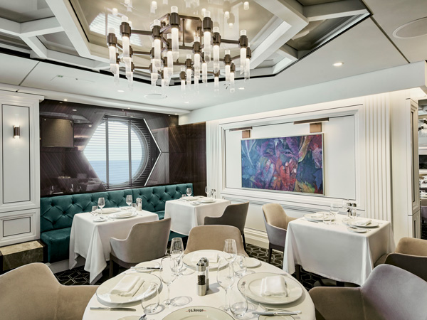 the elegant dining at Fil Rouge restaurant, Explora I