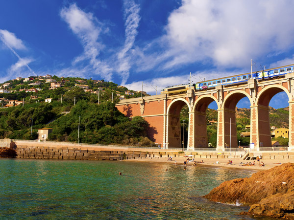 the train to French Riviera