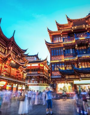 Yuyuan Garden at night
