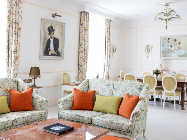 a look inside the Joséphine Baker Palace suite