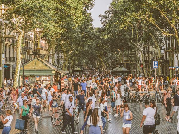 crowds of people along Las Ramblas