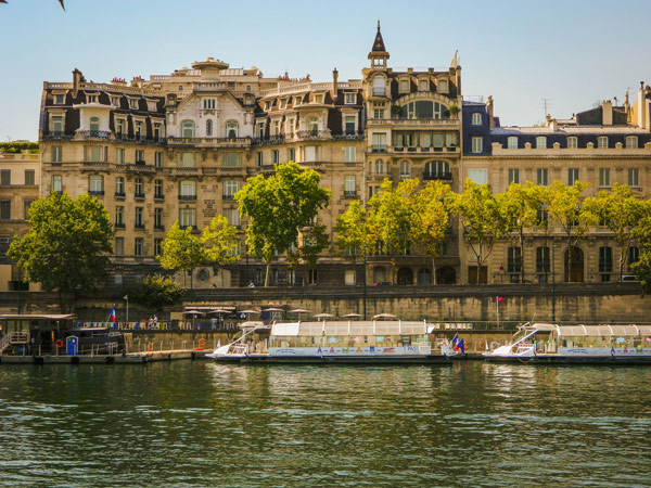 the Parc Rives de Seine in Paris