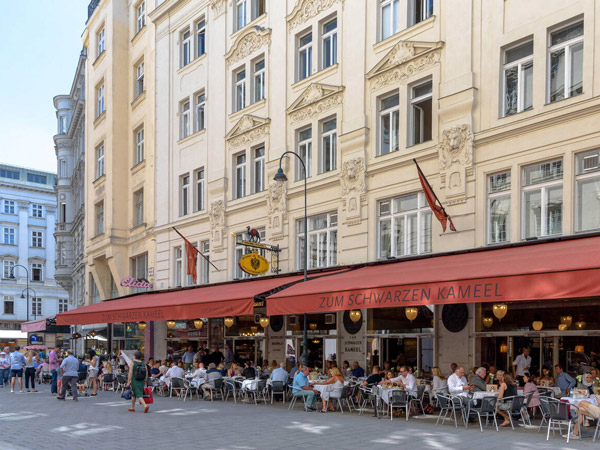 the exterior of Zum Schwarzen Kameel, Vienna