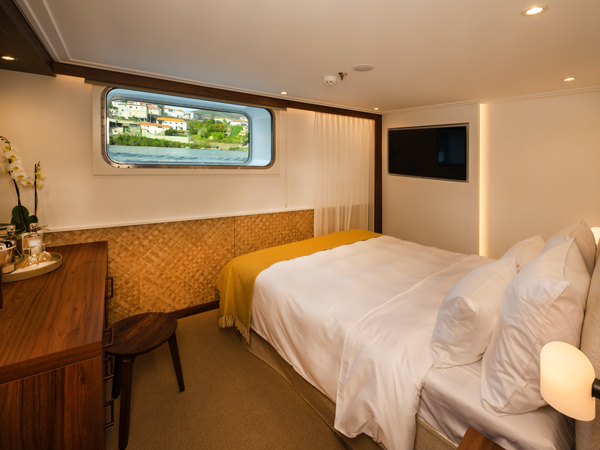 the Deluxe Stateroom onboard Avalon Alegria