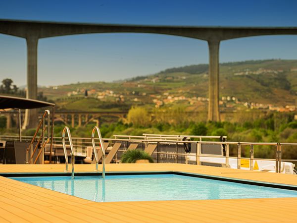 the rooftop pool onboard Avalon Alegria