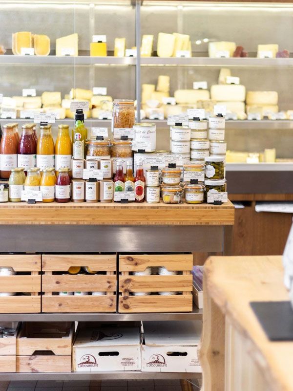 cheese and other products on display at Fromagerie Crèmerie Frescolet
