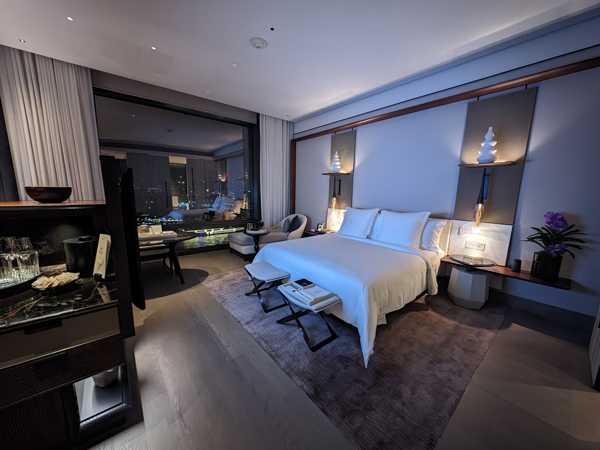 the room at Four Seasons Bangkok