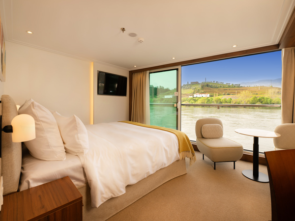 the Panorama Suite with views of the Douro River, Portugal