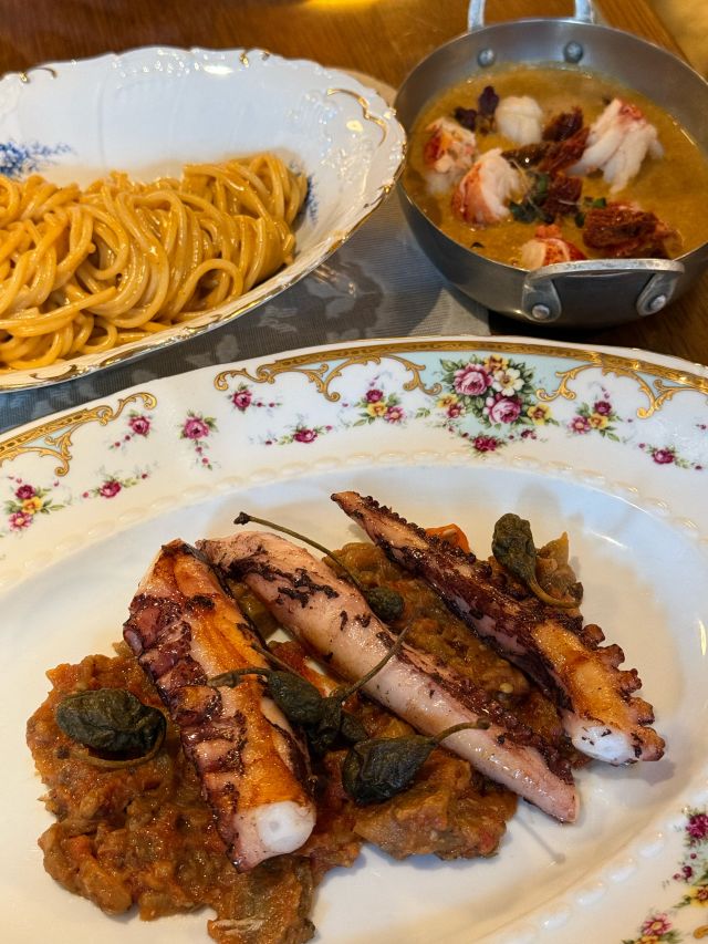 a Mediterranean-style spread at Boubalé