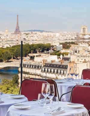 the rooftop view of Paris at Bonnie Restaurant