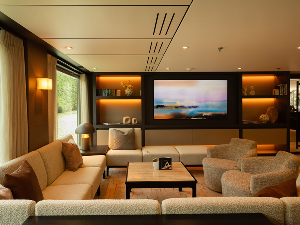 the cosy seating area onboard Avalon Alegria
