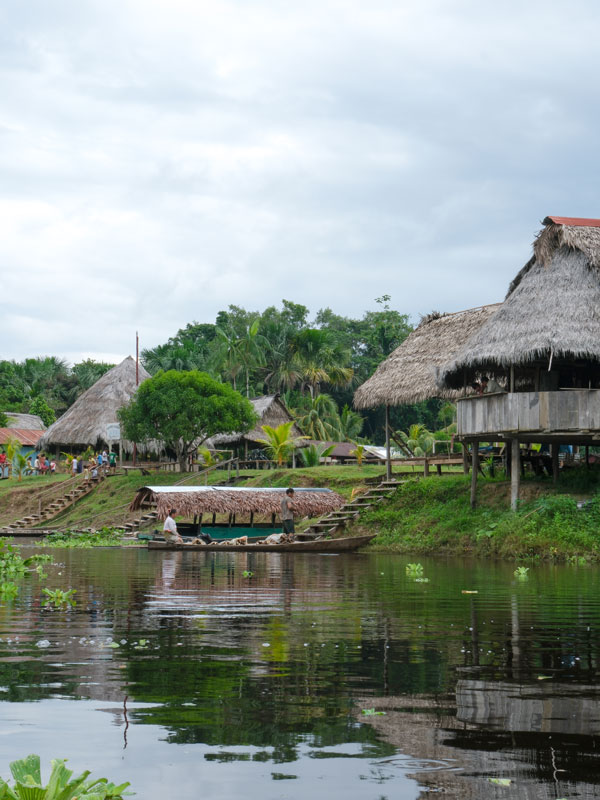 the river scenery at the Bolivar village