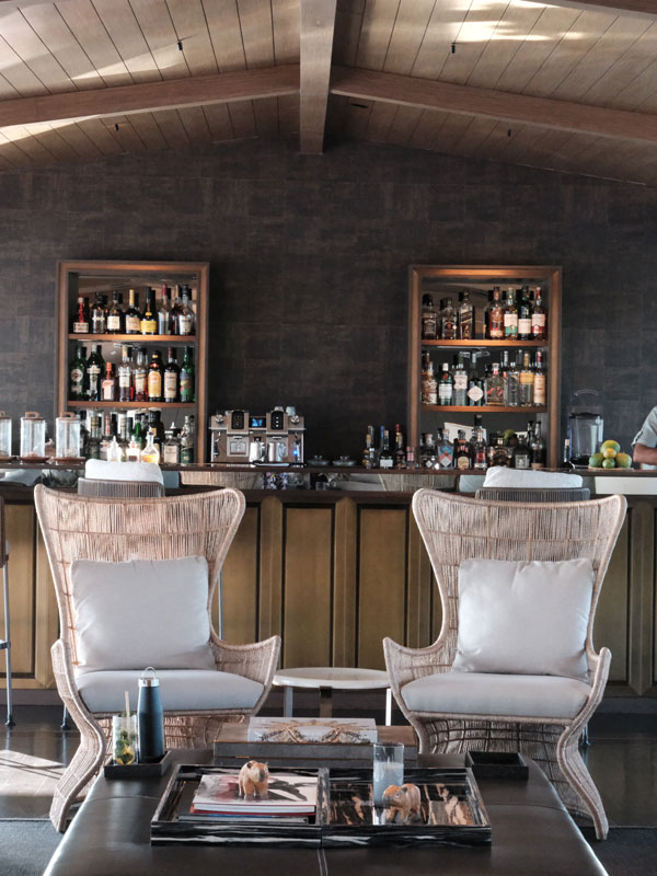 the bar onboard Aqua Nera