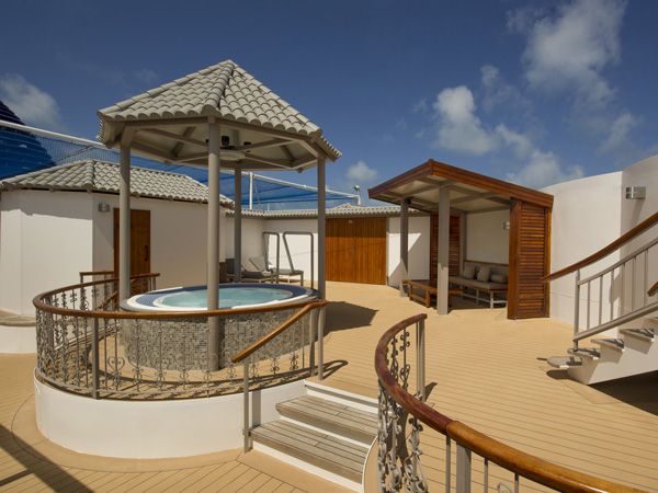 the private deck at the Garden Villa onboard NCL Norwegian Dawn