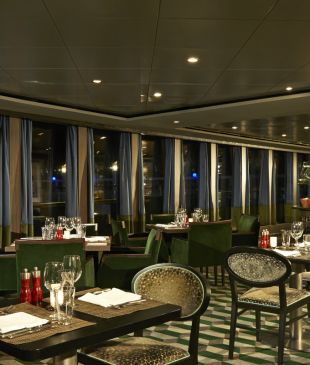 A closer look at the restaurants and bars onboard Norwegian Dawn
