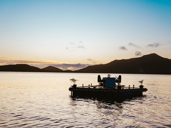 dinner on a floatingpontoon, Turtle Island