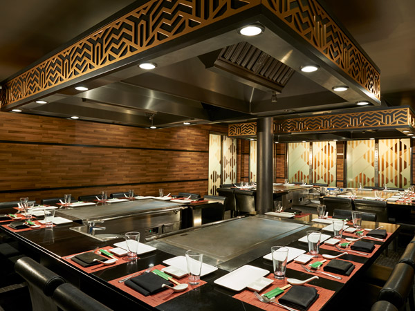 the dining interior of Teppanyaki, Norwegian Jewel