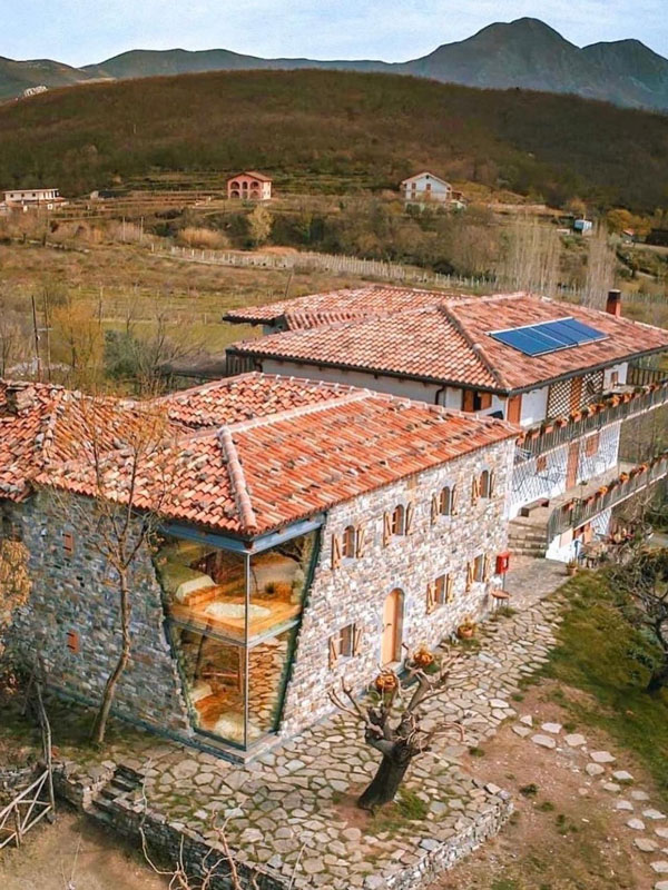 the top view of the guesthouse at Mrizi i Zanave