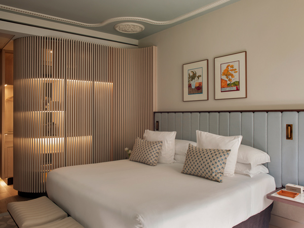 a look inside the superior room at Grand Hotel Central Barcelona