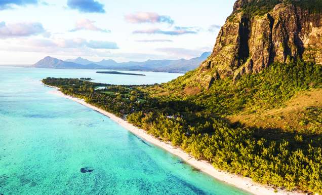 beautiful scenery in Le Morne Beach