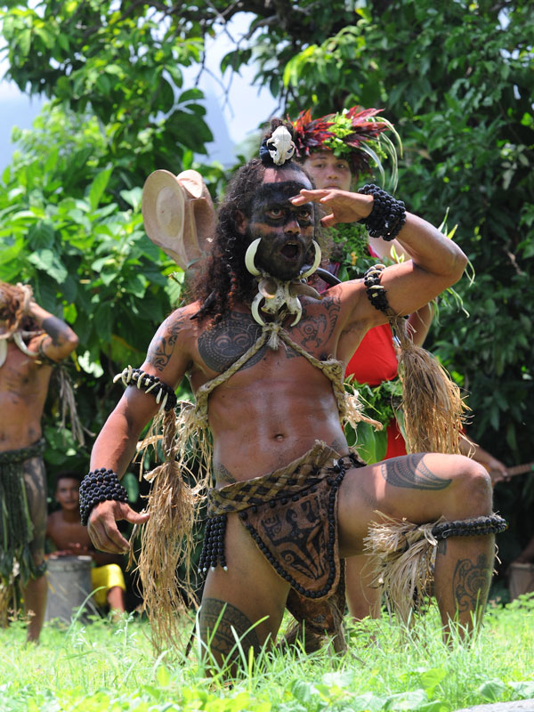 male performers at the Marquesas Art Festival