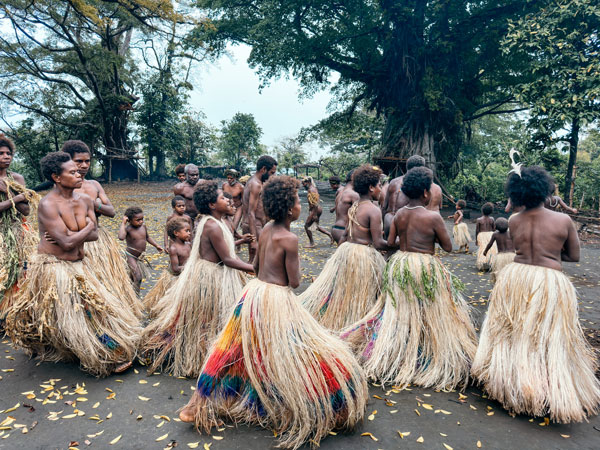 Vanuatu people dancing