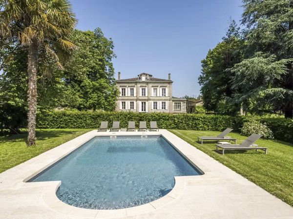 Gironde Rental chateau in Bordeaux