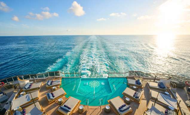 the infinity pool at Astern Pool & Bar, EXPLORA I