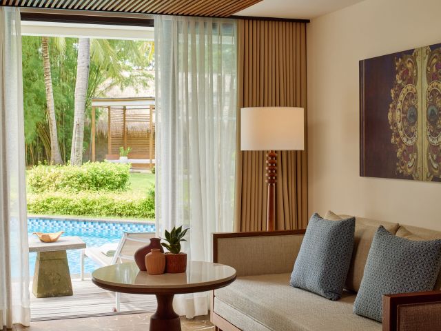 the Junior Suite with lagoon access at Paradisus by Meliá Bali