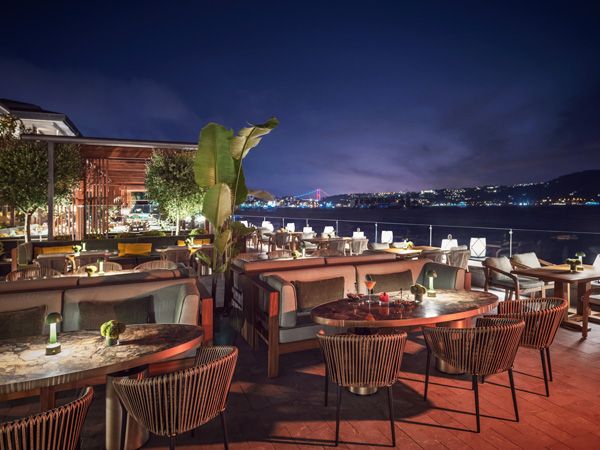 The Bar at night, Mandarin Oriental, Bosphorus, Istanbul