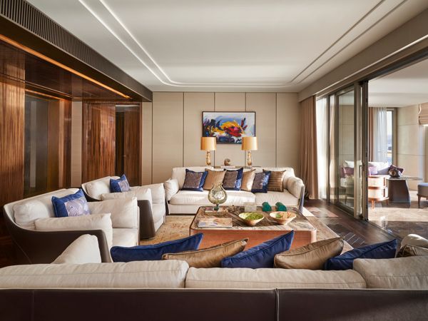 the Royal Bosphorus Suite living room