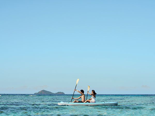 kayakers at Sheraton Resort & Spa, Tokoriki Island