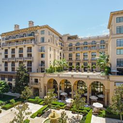 exterior of Maybourne Beverly Hills