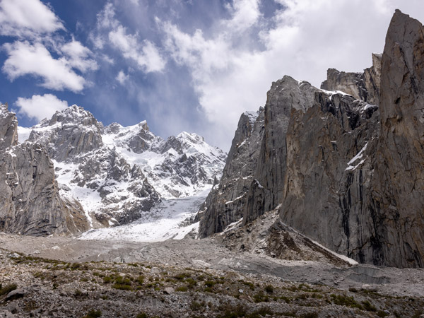 A 10-Day Trek Over Karakoram Mountains | International Traveller
