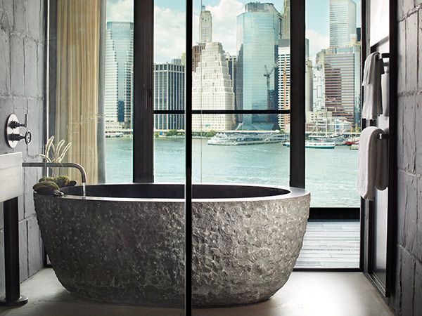 bath at Riverhouse Suite