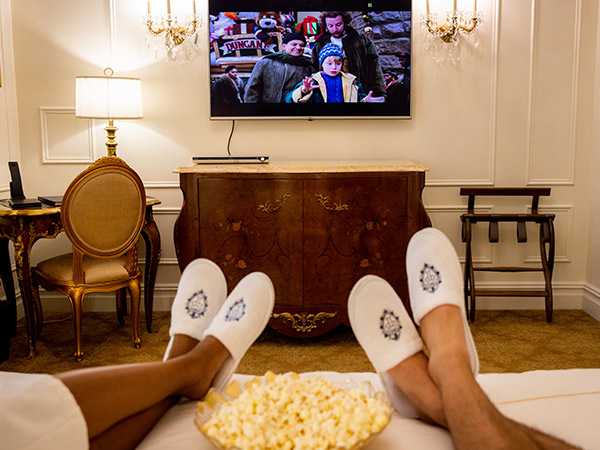 Home Alone 2 package at The Plaza