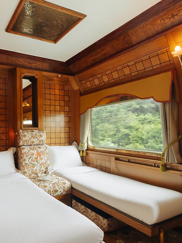 sleeper room at Eastern Oriental Express