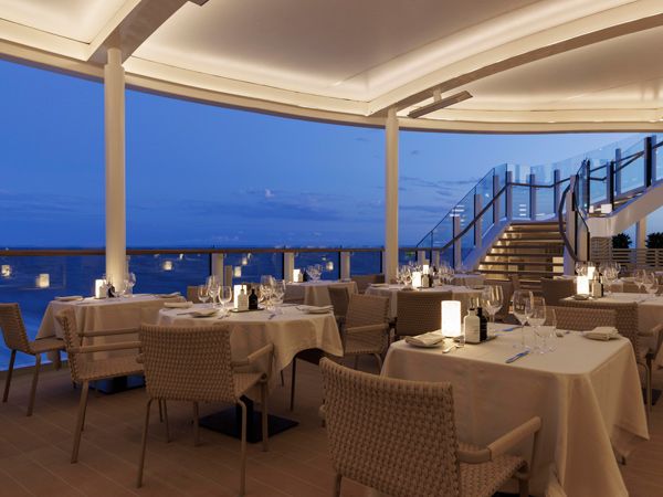 the La Terraza restaurant at night, Silver Nova