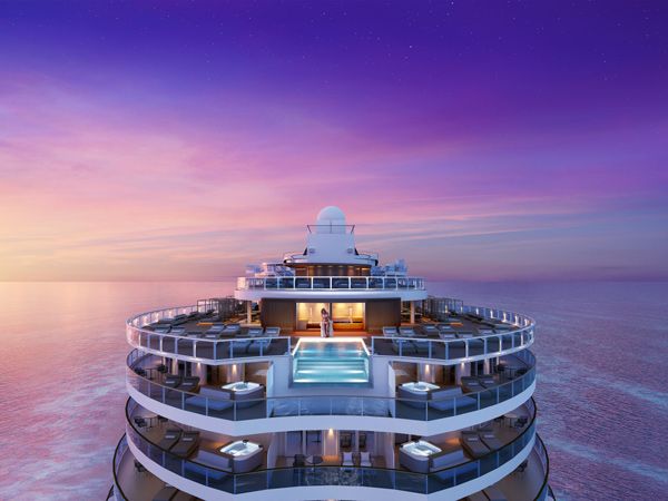 the Haven sundeck onboard the Norwegian Viva ship