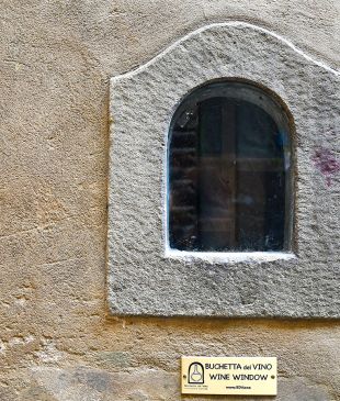 Florence’s historic wine windows are making a comeback