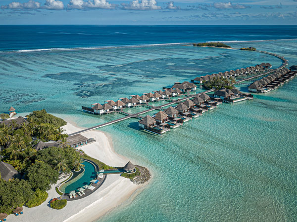 Four Seasons Resort Maldives at Kuda Huraa