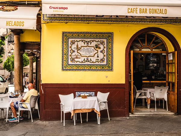 the cafe bar Gonzalo in Seville