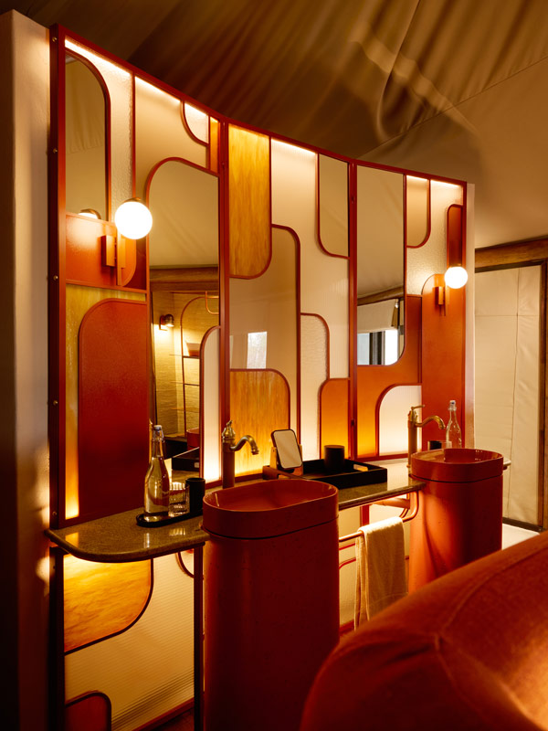 a look inside the plush lodging at andBeyond’sNgala Tented Camp