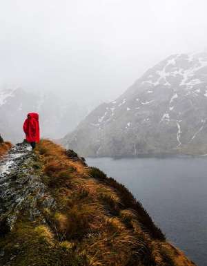 NZ’s Milford Track books out in record time – these hikes are just as epic