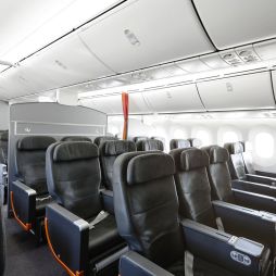 the seats onboard Jetstar’s Boeing 787 Dreamliner Business Class
