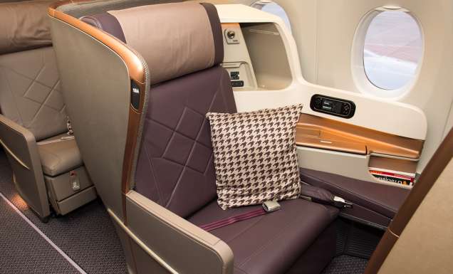 Singapore Airlines business class seat