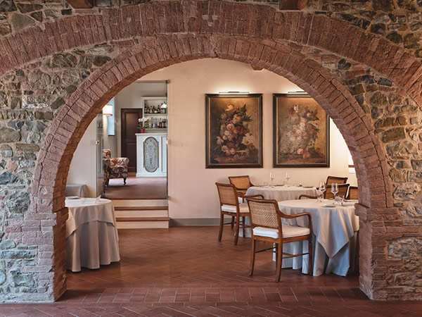 interior of Osteria Il Tuscanico