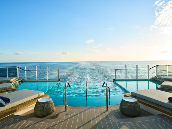Astern pool onboard EXPLORA I