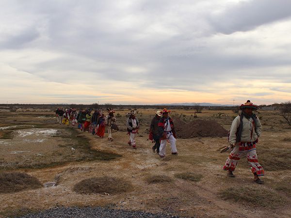 People journeying through the Wixarika Route.