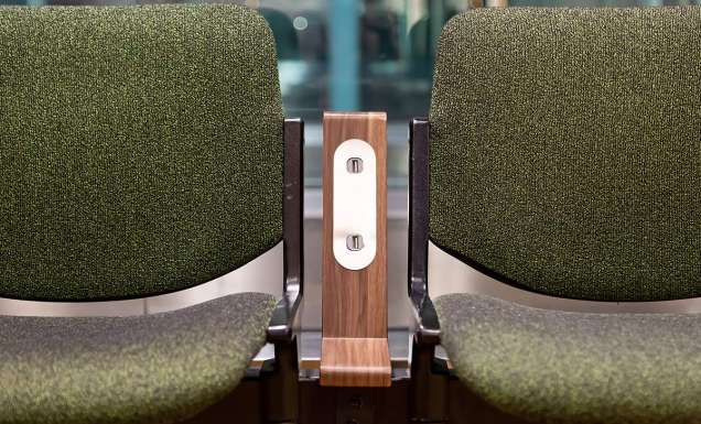 airport USB sockets betweek two chairs
